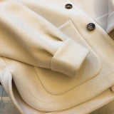 フード付きボタンコート