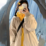 カジュアルナイロンジャケット