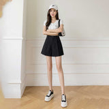 シンプルタックハーフパンツ