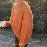 ルーズケーブルニット