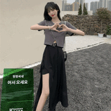 オーバースリットベルトロングスカート