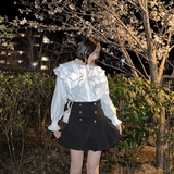 ゴールドボタンスカート