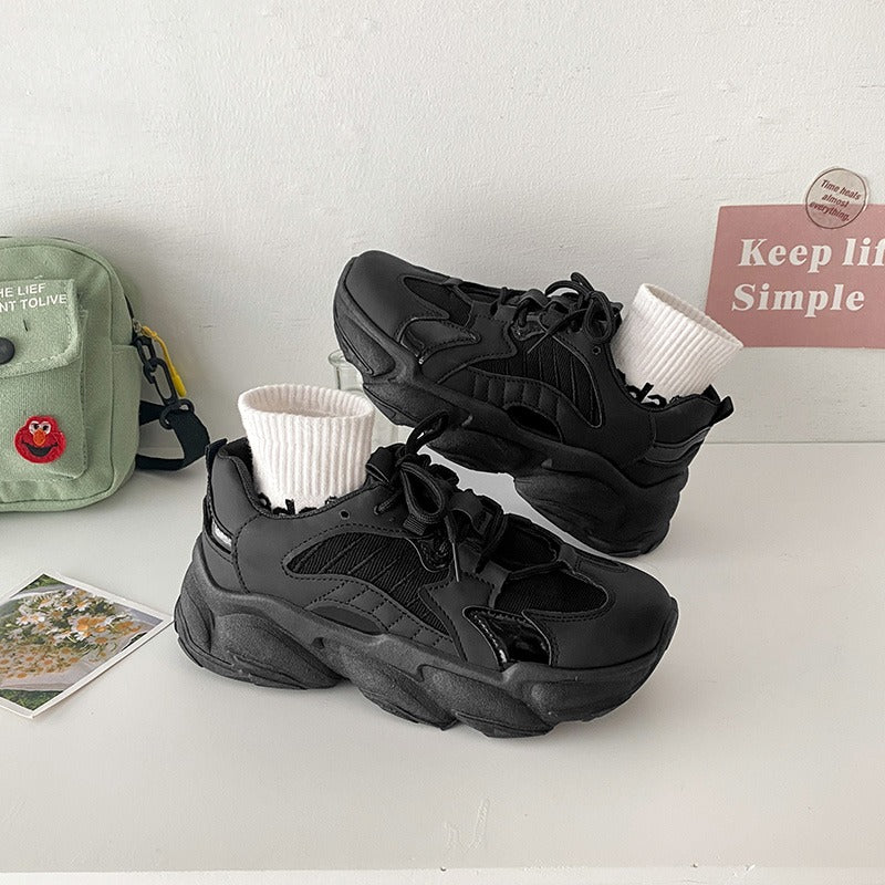 ナチュラルカラースニーカー