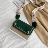 刺繍デザインショルダーバッグ