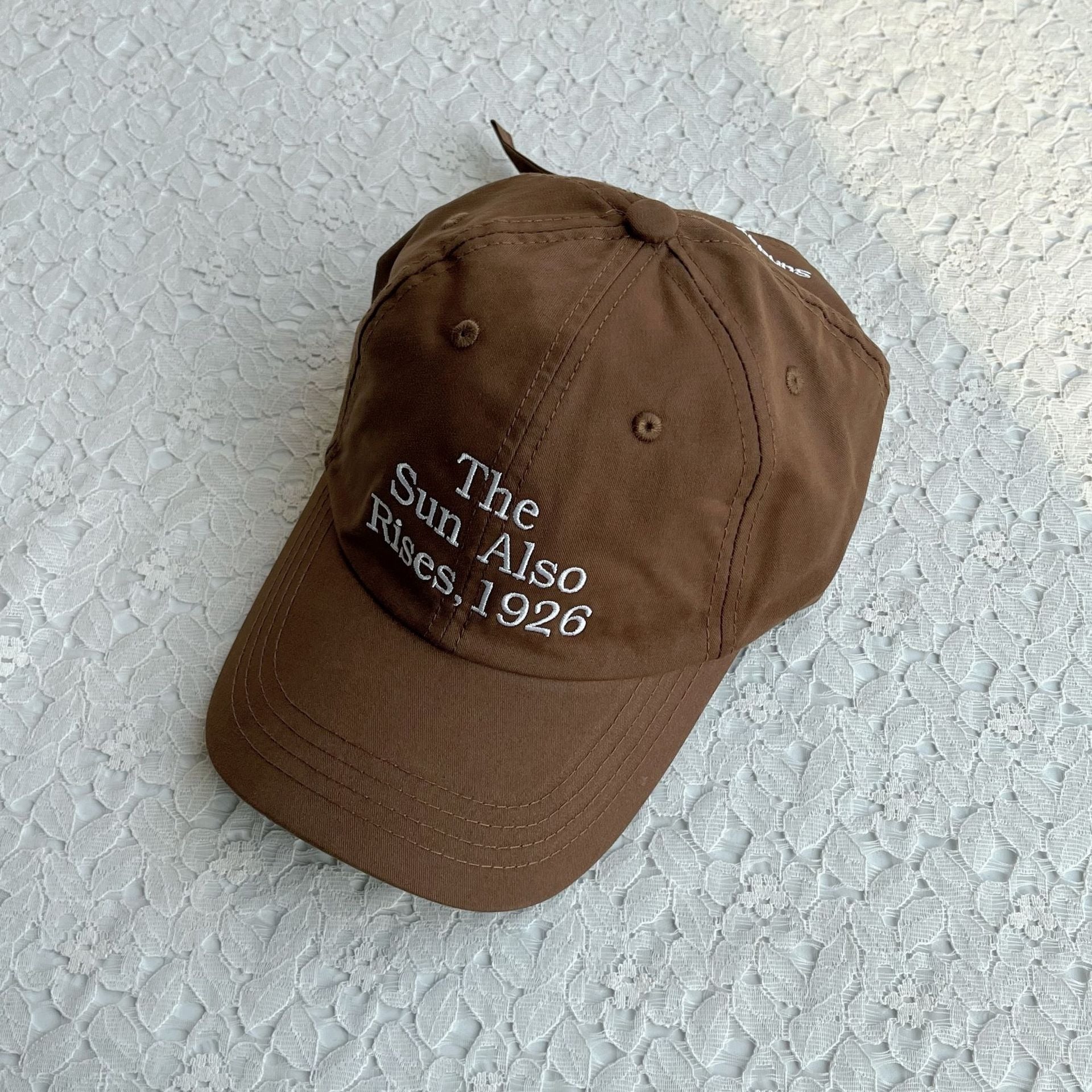 シンプルロゴキャップ