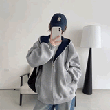 インナーコントラストパーカー