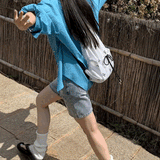 モノトーンリボンパターンナップザック