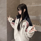 スポーツトラックジャージ