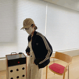 カジュアルトラックジャージ