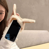 フード付きウルフファーiPhoneケース