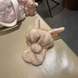 フード付きウルフファーiPhoneケース