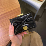 リボンアクセントチャームがま口財布