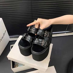 超厚底ダブルバックルストリートサンダル