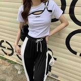 サイドバックルスリットTシャツ
