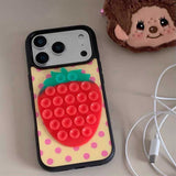 ドットストロベリー吸盤iPhoneケース