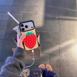 ドットストロベリー吸盤iPhoneケース
