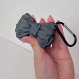 モノトーンリボンイヤホンホルダー