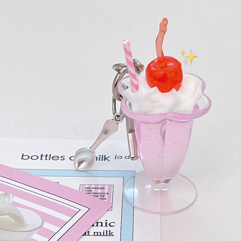 クリームパフェチャーム