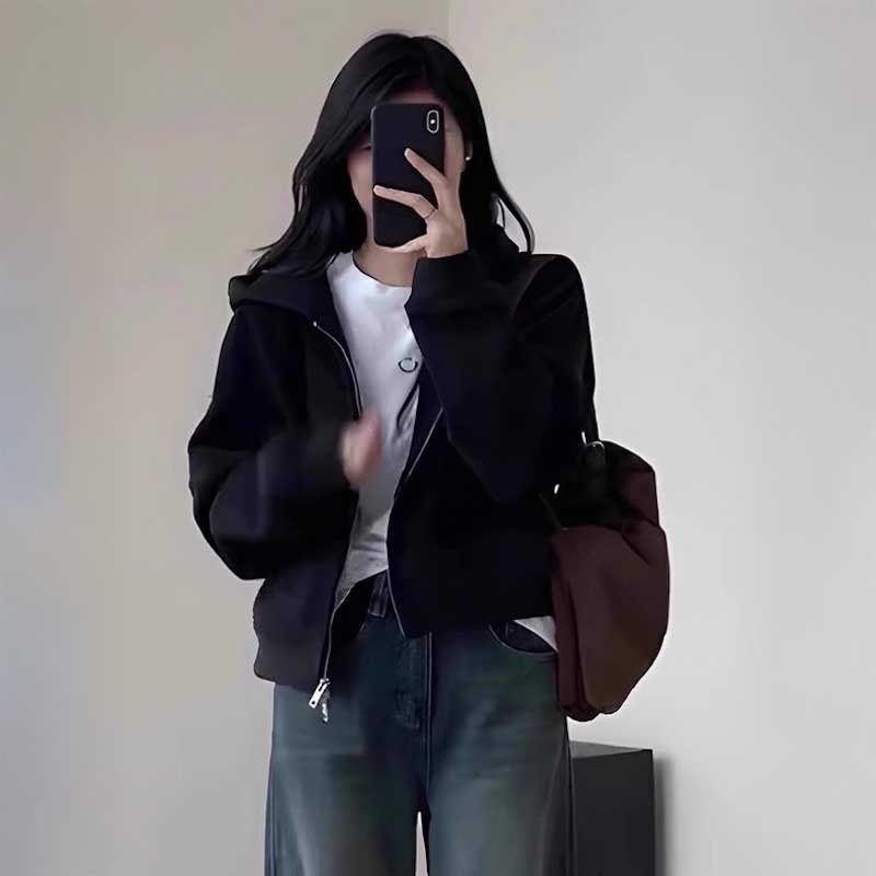 クラシックブラックパーカー