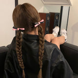 ブラックピンクリボンヘアクリップ