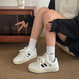 ダブルラインスクールスニーカー