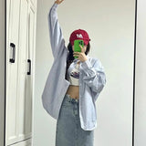 カジュアルストライプシャツ