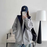 インナーコントラストパーカー