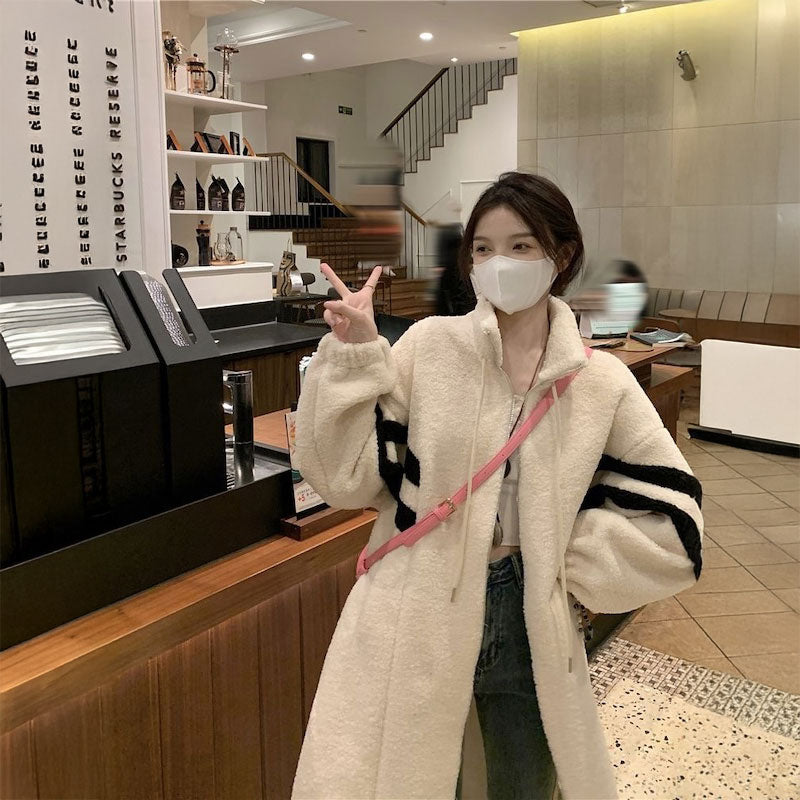 コート – Girls Crush