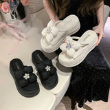 厚底フラワービジューサンダル