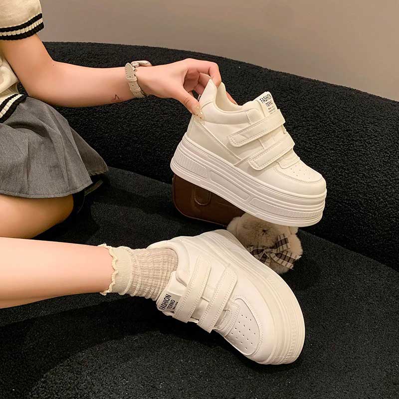 レザーダブルベルトハイソールスニーカー