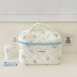 ブルーリボンキルトメイクポーチ