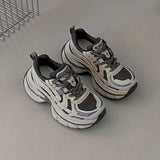 アクティブフェミニンスニーカー