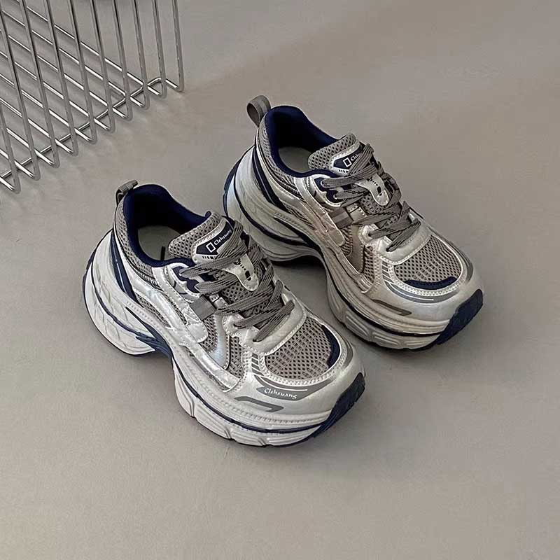 アクティブフェミニンスニーカー