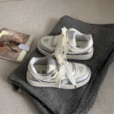 デザインスターステッチスニーカー