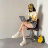 サイドラインスポーツスニーカー