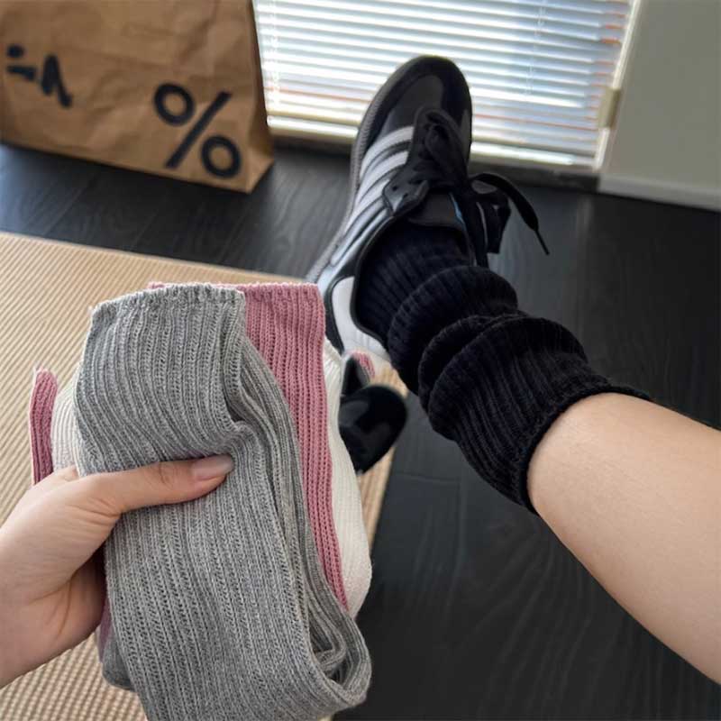 ルーズリブミドルソックス