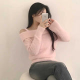 オフショルダーシャギーニット