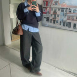 レイヤードブルーシャツボタンニット