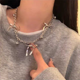 シルバートリプルリボンネックレス