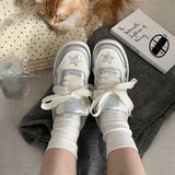 デザインスターステッチスニーカー