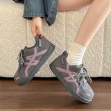 サイドラインスポーツスニーカー