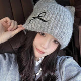 リボン刺繍猫耳ニット帽