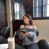 ネックリボンオフショルダーケーブルニット