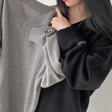 ワンポイントタグVネックニット