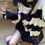 ルーズボーダーモノクロニット