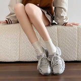 スポーツメッシュザグスニーカー