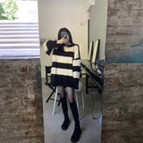 ルーズボーダーモノクロニット