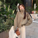 トグルボタンケーブルニットカーディガン