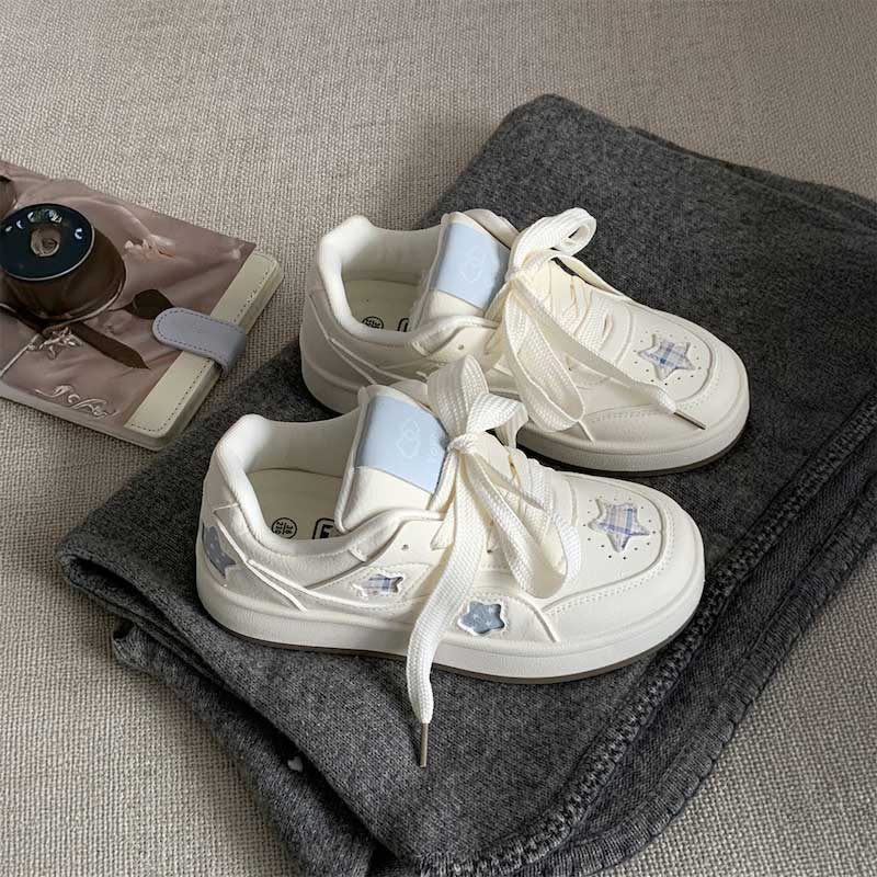 デザインスターステッチスニーカー