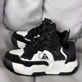 デザインテックスニーカー